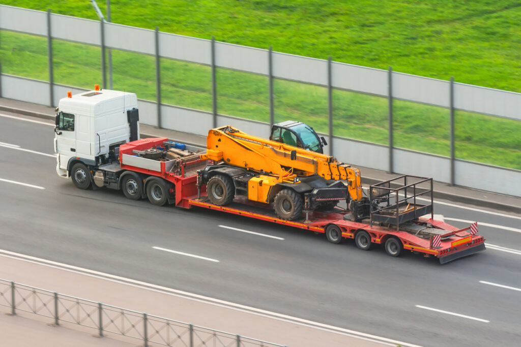 Baggertransport mit LKW